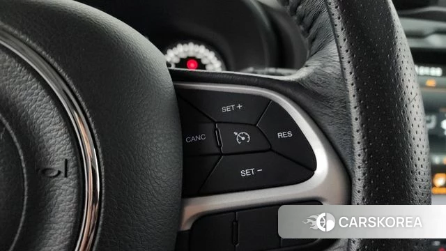 Jeep Renegade id 3937055 из Кореи 9