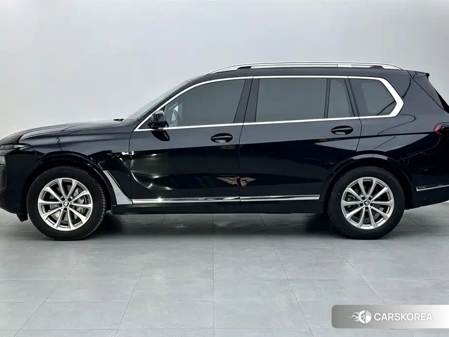 BMW X7 id 4601916 из Китая 9