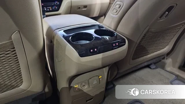 Kia The New Carnival id 3356945 из Кореи 9