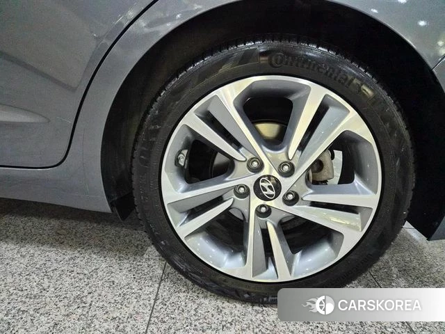 Hyundai Avante AD id 4298865 из Кореи 9