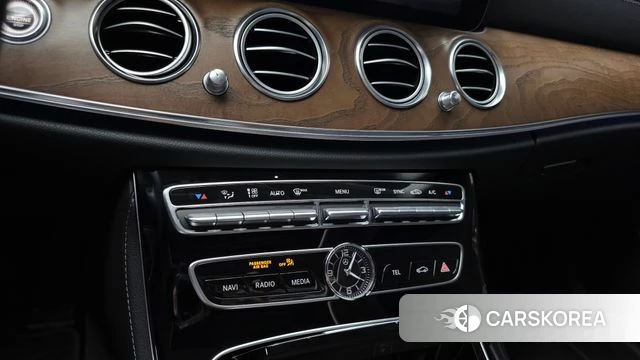 Mercedes-Benz E-Class W213 id 4794400 из Кореи 9