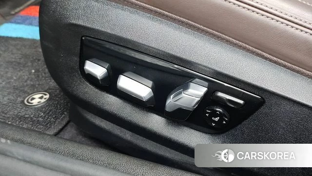 BMW 5 Series (G30) id 4585960 из Кореи 9