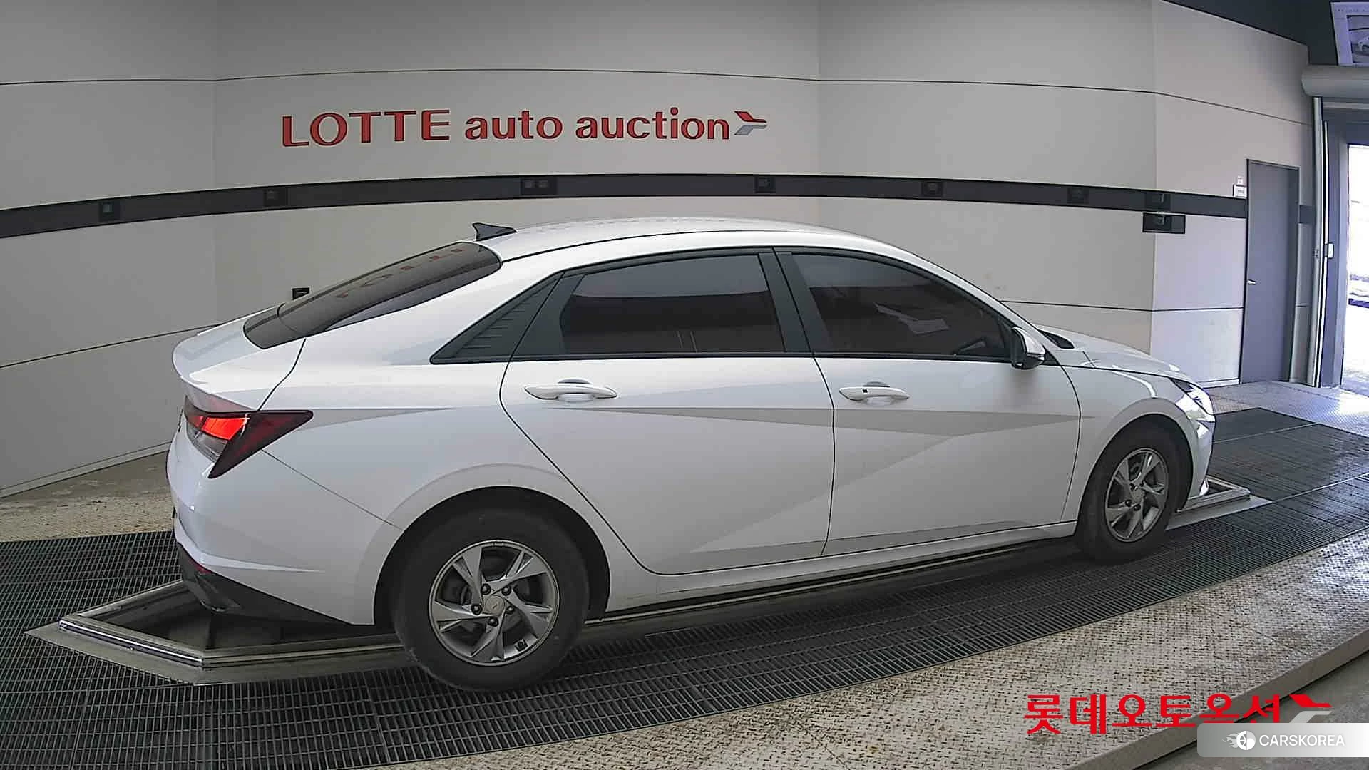 Hyundai Avante id 4289507 из Кореи 9