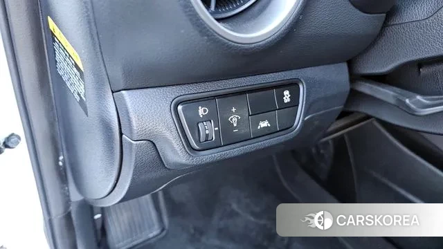 Kia Come New K3 id 3552717 из Кореи 9