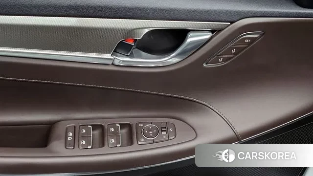 Hyundai The New Grandeur IG id 3028234 из Кореи 9