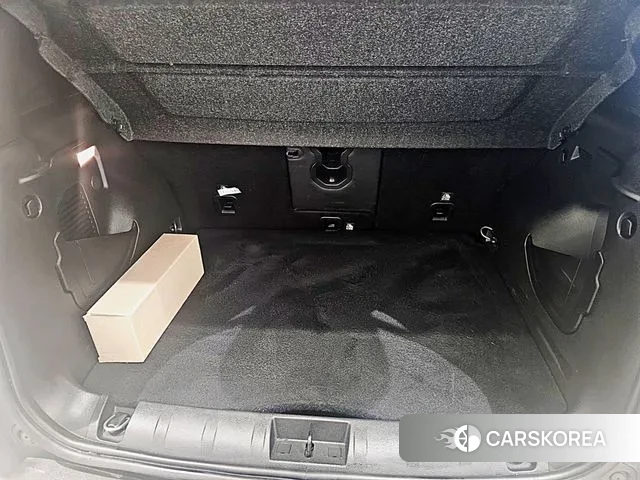 Jeep Renegade id 3674993 из Кореи 9