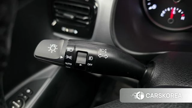 Kia Stonic id 4339730 из Кореи 9