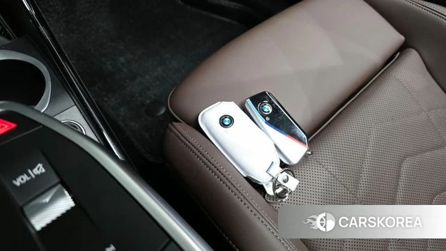 BMW X1 (U11) id 3940198 из Кореи 9