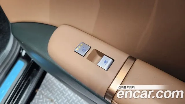 Hyundai Grandeur Hybrid (GN7) id 2862703 из Кореи 9