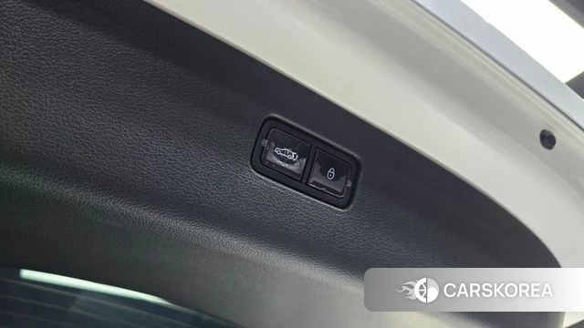 Genesis GV80 id 3831680 из Кореи 9