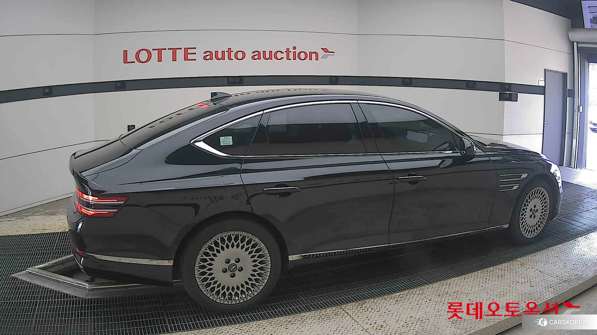 Hyundai G80 id 4902529 из Кореи 9