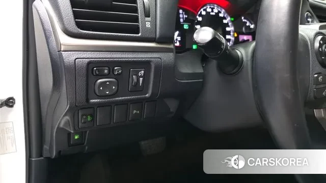 Lexus CT200h id 3748513 из Кореи 9