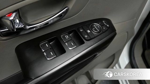 Kia The New Carnival id 3937175 из Кореи 9