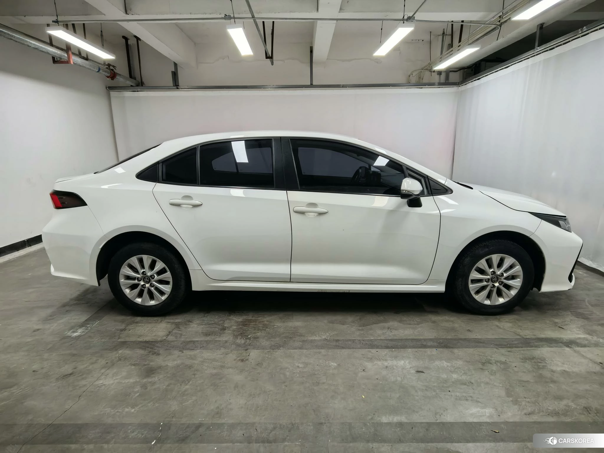 Toyota Corolla id 4468049 из Китая 9