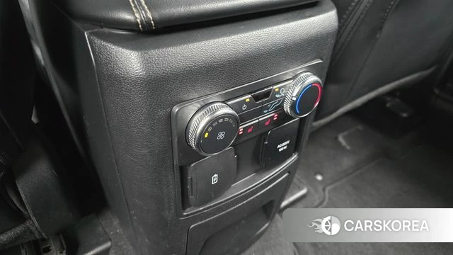 Ford Explorer 6th Generation id 4475322 из Кореи 9