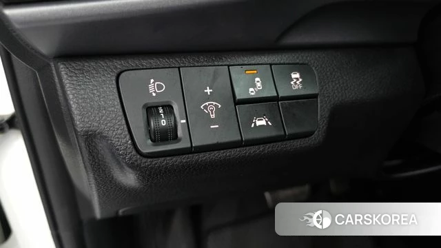 Kia Stonic id 4672860 из Кореи 9