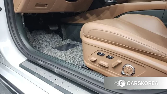 Hyundai Grandeur (GN7) id 3262768 из Кореи 9