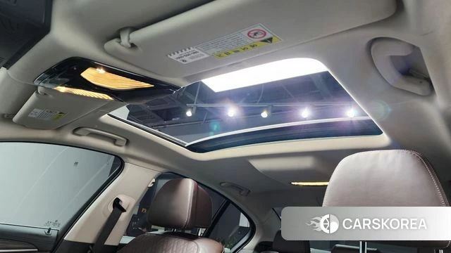 BMW 5 Series (G30) id 4179885 из Кореи 9