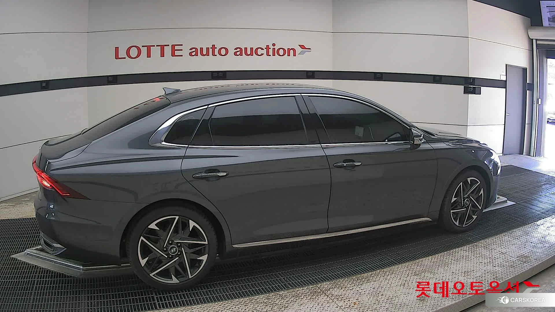 Hyundai Grandeur id 4296803 из Кореи 9
