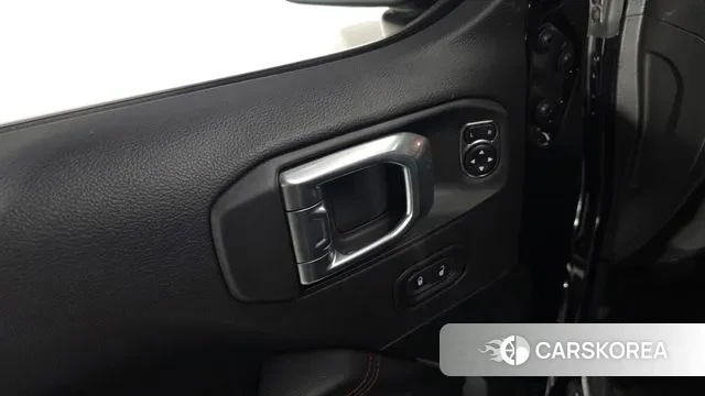 Jeep Wrangler (JL) id 3472572 из Кореи 9