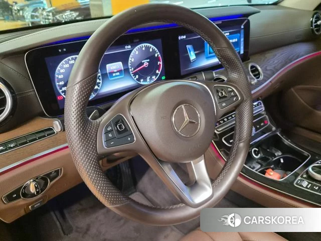 Mercedes-Benz E-Class W213 id 4020553 из Кореи 9