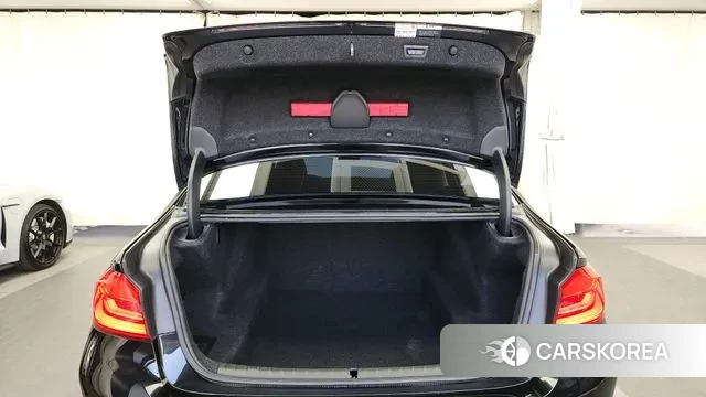 BMW 5 Series (G30) id 3356888 из Кореи 9