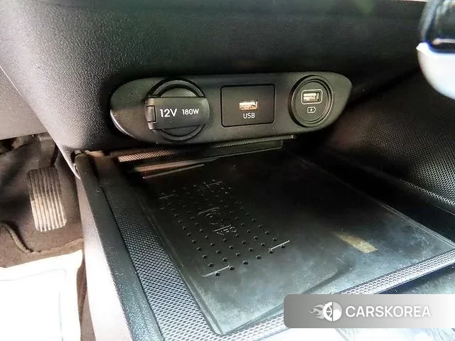 Hyundai Avante (CN7) id 3776903 из Кореи 9