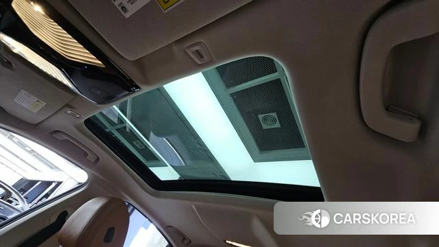 BMW 5 Series (G30) id 3813841 из Кореи 9