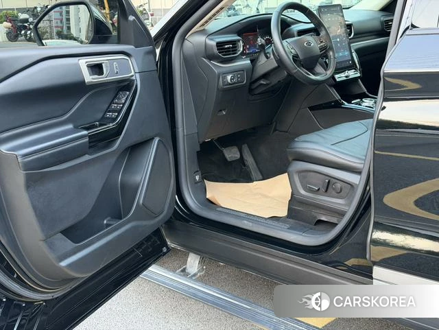 Ford Explorer id 4387634 из Китая 9