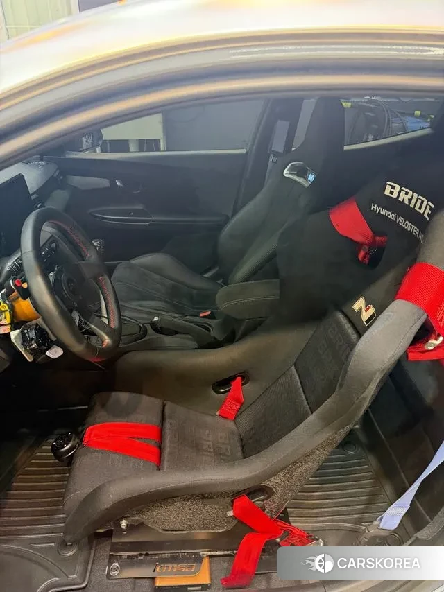 Hyundai Veloster (JS) id 3428592 из Кореи 9