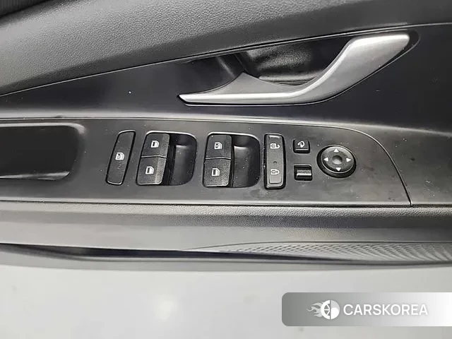 Hyundai Avante Hybrid (CN7) id 3349899 из Кореи 9