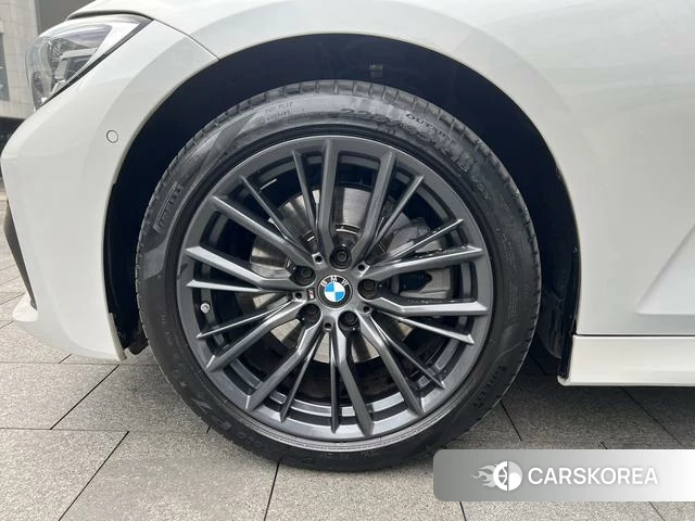 BMW 3 series id 4217486 из Китая 9