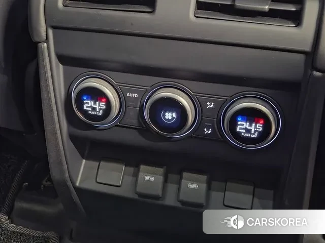 Land Rover Defender (L663) id 3674982 из Кореи 9