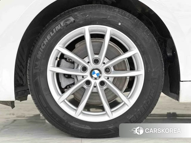BMW 1 series id 4253642 из Китая 9