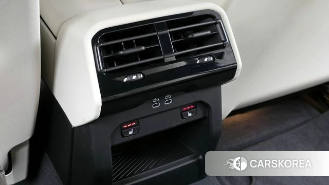 BMW 5 Series (G60) id 3876511 из Кореи 9