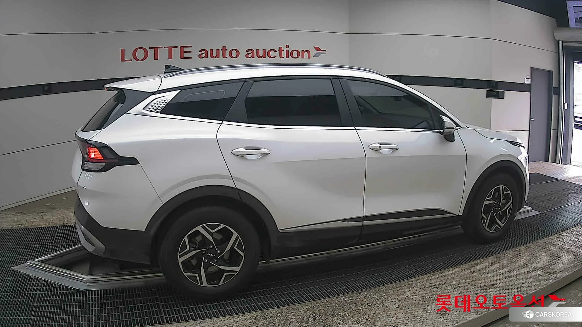 Kia Sportage id 3875731 из Кореи 9