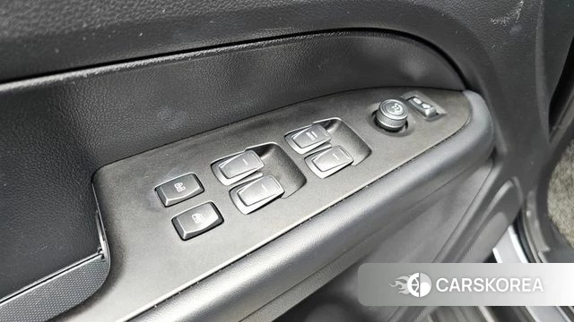 Ssangyong Rexton Sports id 4642786 из Кореи 9