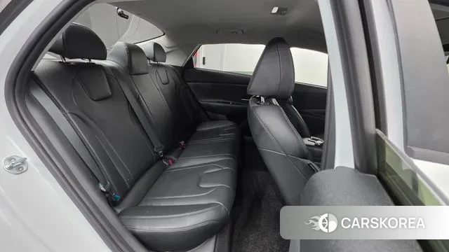 Hyundai Avante (CN7) id 3349776 из Кореи 9