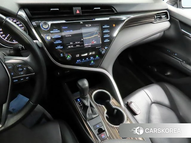 Toyota Camry (XV70) id 4390318 из Кореи 9