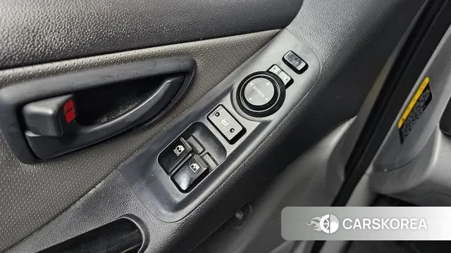 Hyundai The New Grand Starex id 3627126 из Кореи 9