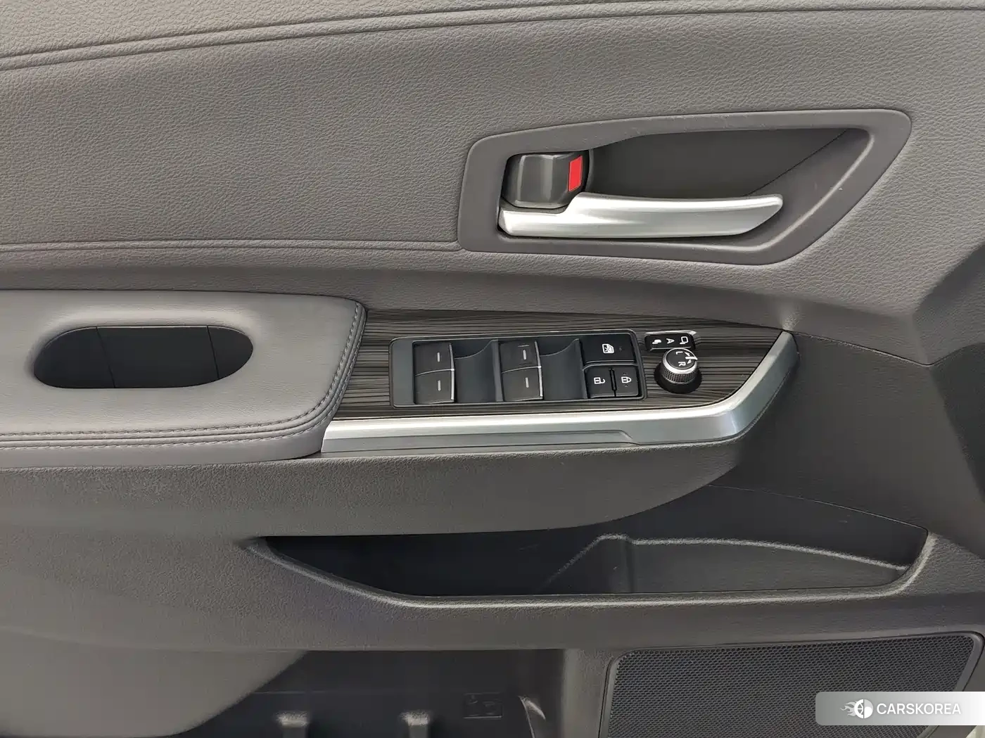 Toyota Sienna id 4634746 из Китая 10