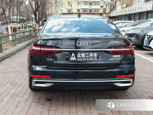 Audi A6L id 4208989 из Китая 9