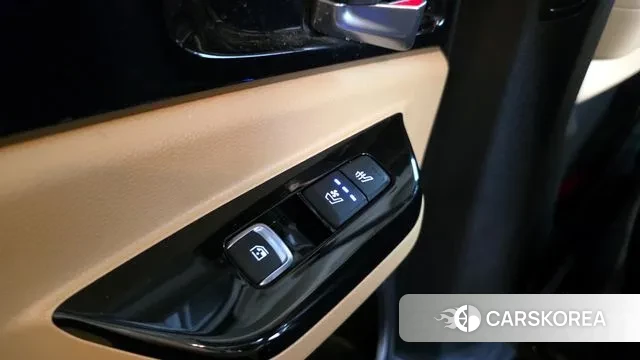 Kia Carnival 4th generation id 3600501 из Кореи 9