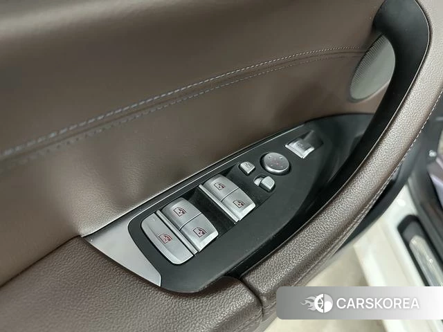 BMW X3 id 4275996 из Китая 9