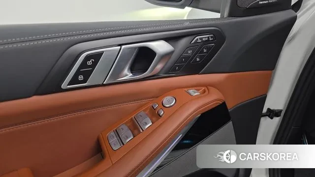 BMW X7 (G07) id 3689970 из Кореи 9