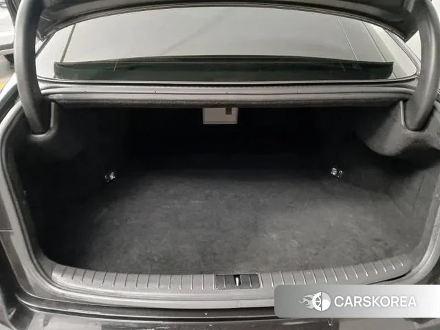 Genesis G80 id 3732915 из Кореи 9