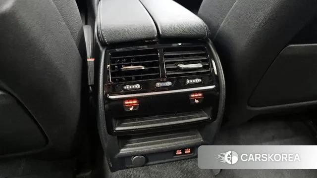 BMW 5 Series (G30) id 3024132 из Кореи 9