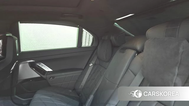 BMW 7 Series (G70) id 4432373 из Кореи 9
