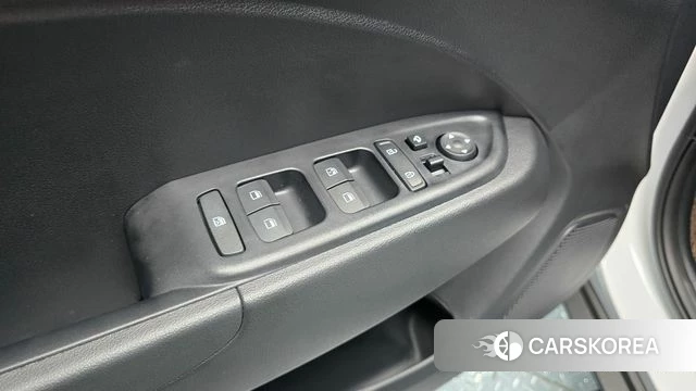 Hyundai Venue id 4523014 из Кореи 9
