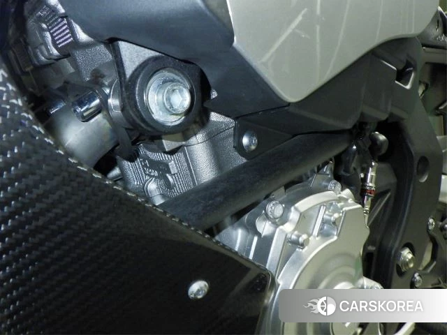 Yamaha YZF-R1M id 4229299 из Японии 9